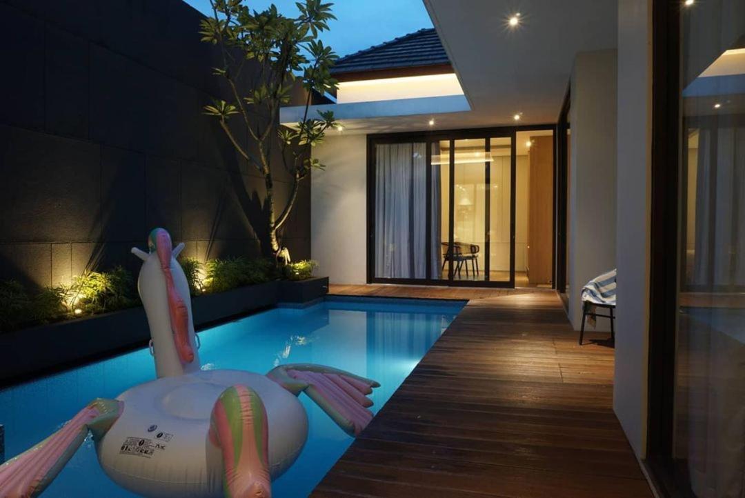 Villa Carmela Batu By Kingspark 8 Chambre photo